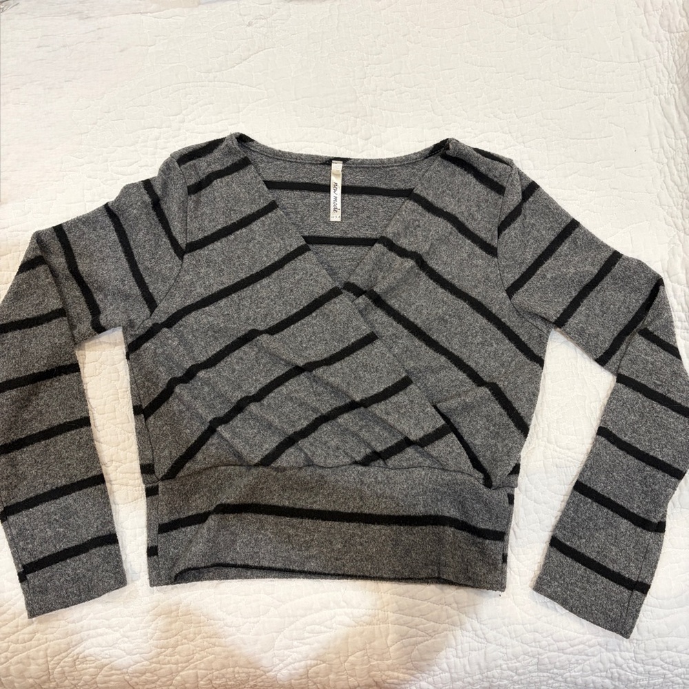 New Mode wrap crop top, gray black stripes, size XS